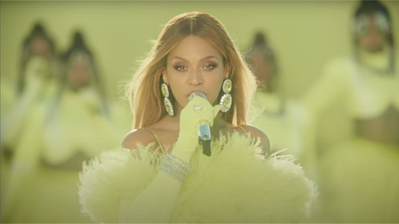 Revoyez l’exceptionnelle ouverture de la 94° cérémonie des Oscars par Beyonce la nuit dernière.