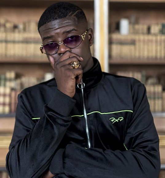 Bon anniversaire à Ninho (27 ans)