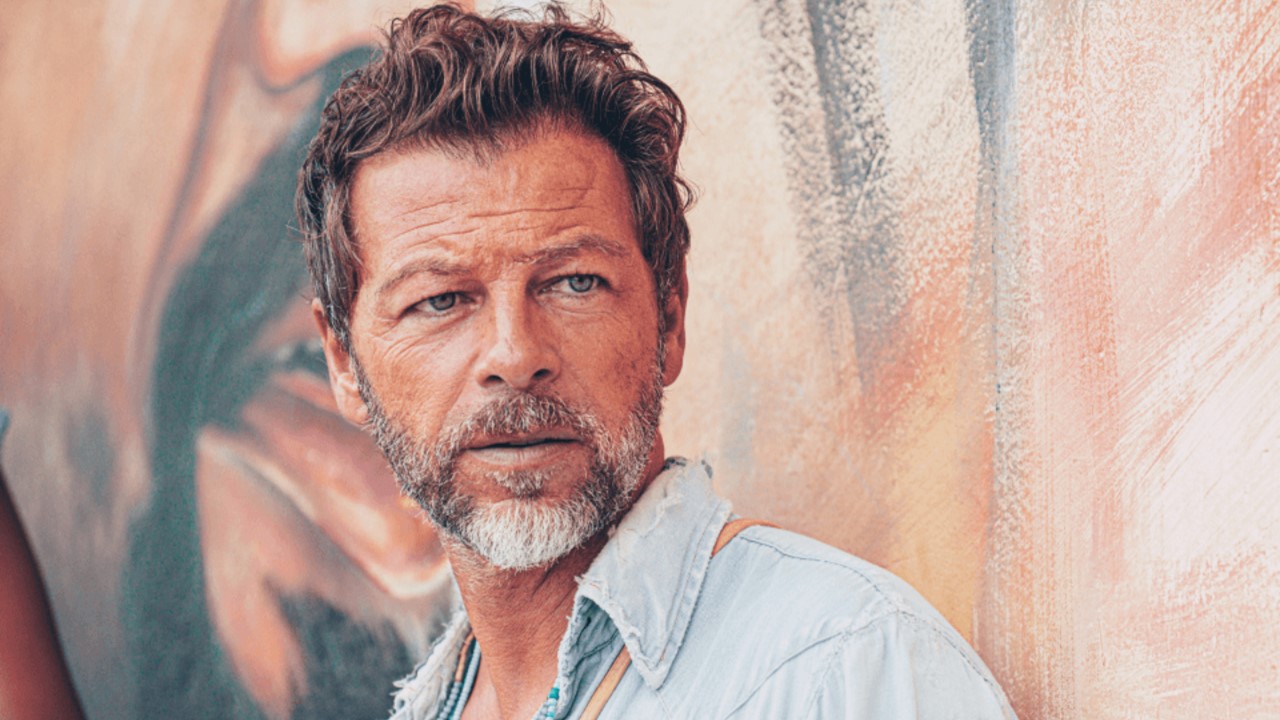 Bon anniversaire à Christophe Maé (48 ans). Toutes les dates de sa tournée  “Carnet de Voyage”.
