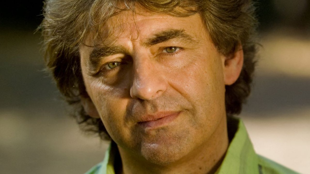Claude Barzotti décédé le 24 juin 2023 et né le 23 juillet 1953. Réécoutez “Je ne t’écrirai plus” !