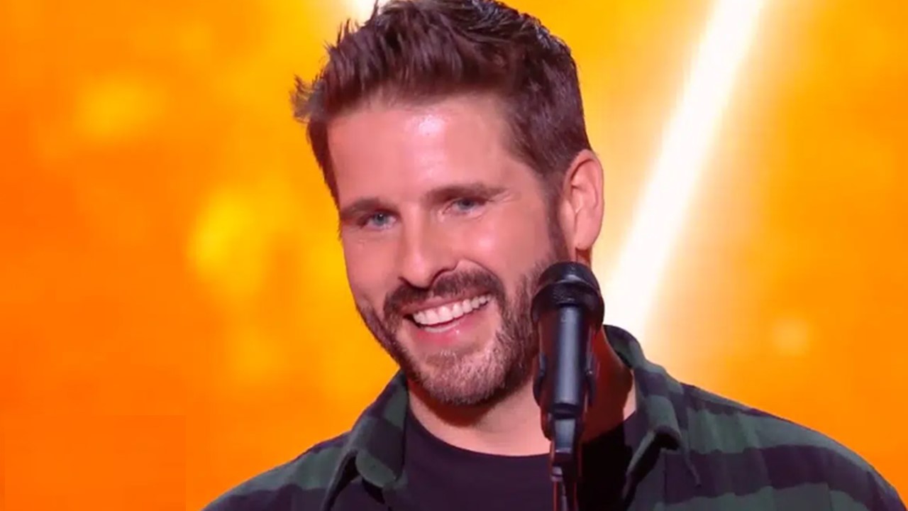 The Voice : Hervé, devenu aveugle, bouleverse les téléspectateurs.