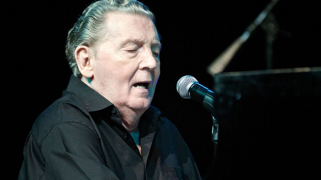 Jerry Lee Lewis, légende du rock’n’roll, est mort ! Il avait 87 ans.