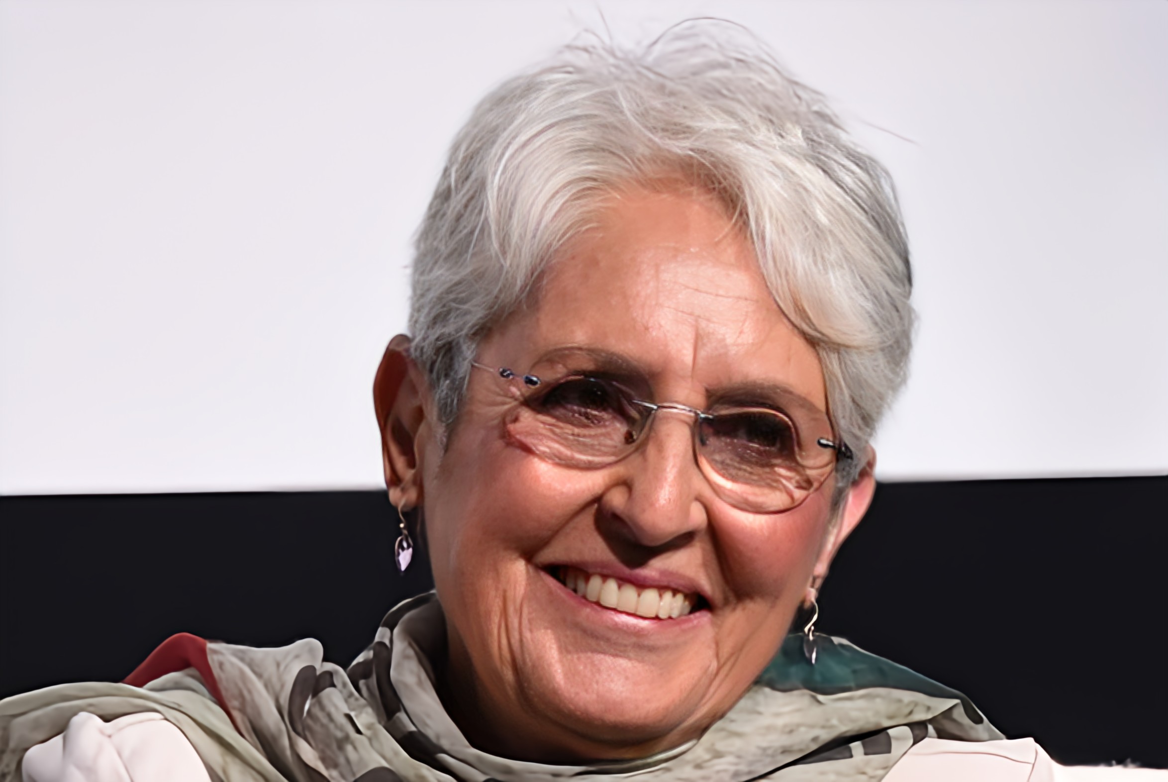 Bon anniversaire à Joan Baez (83 ans). Une légende vivante de la musique.