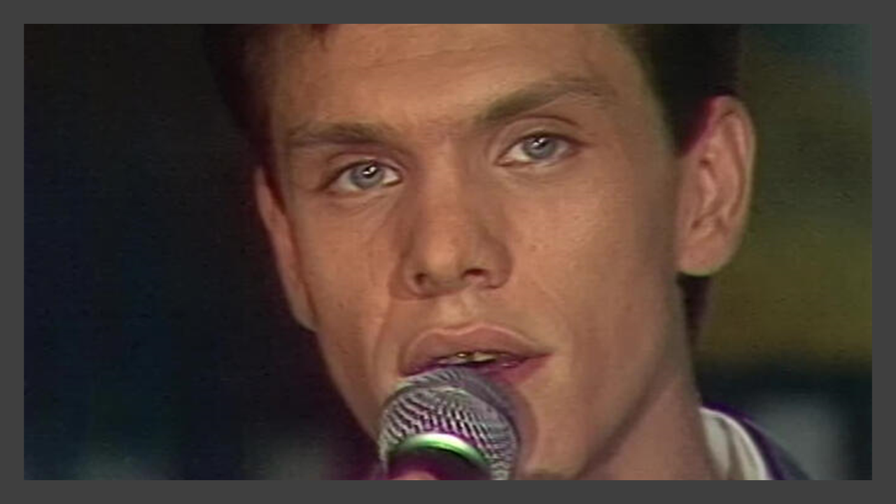Elle a les yeux Revolver, la chanson qui a fait exploser la carrière de Marc Lavoine. Ces yeux existent-ils vraiment ?