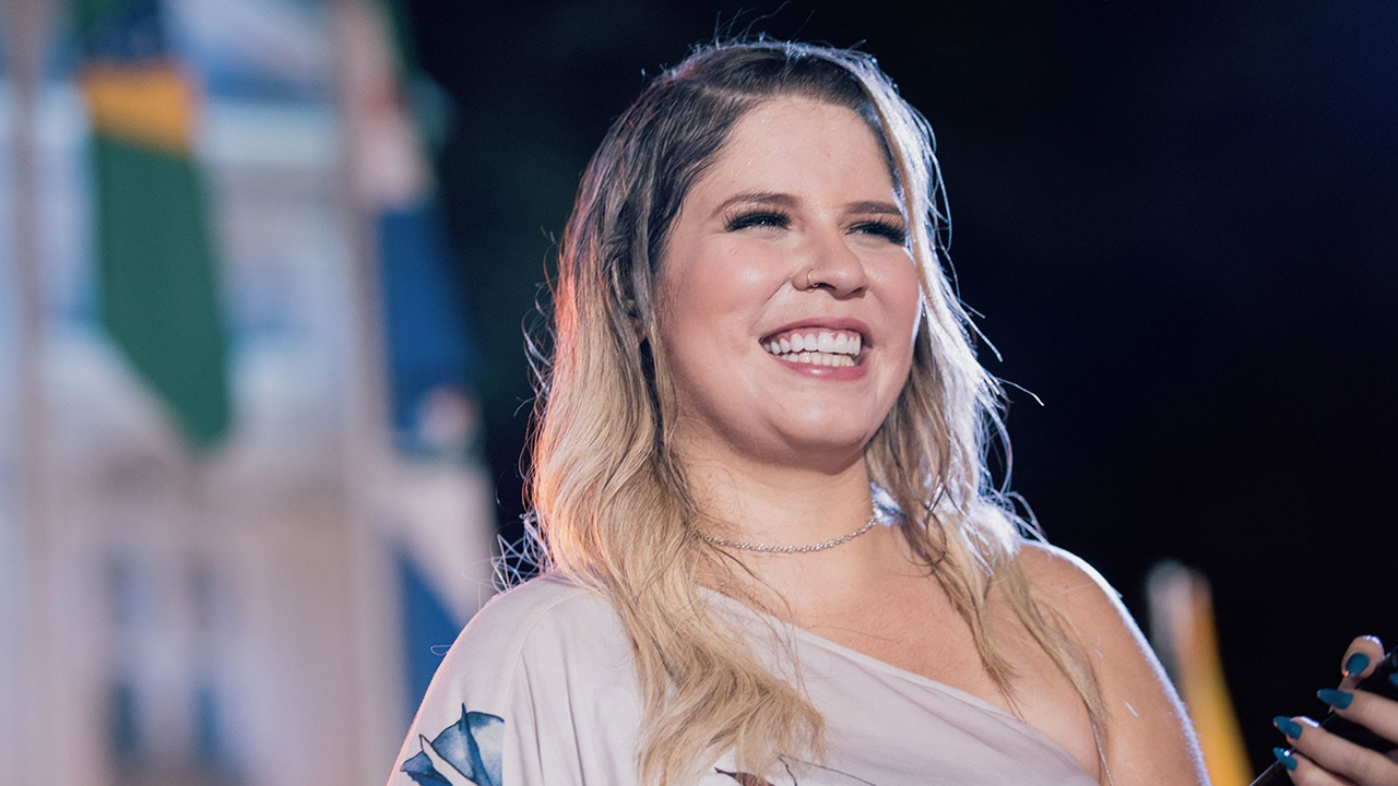 Marilia Mendonça, chanteuse brésilienne très populaire, est morte dans un crash d’avion.