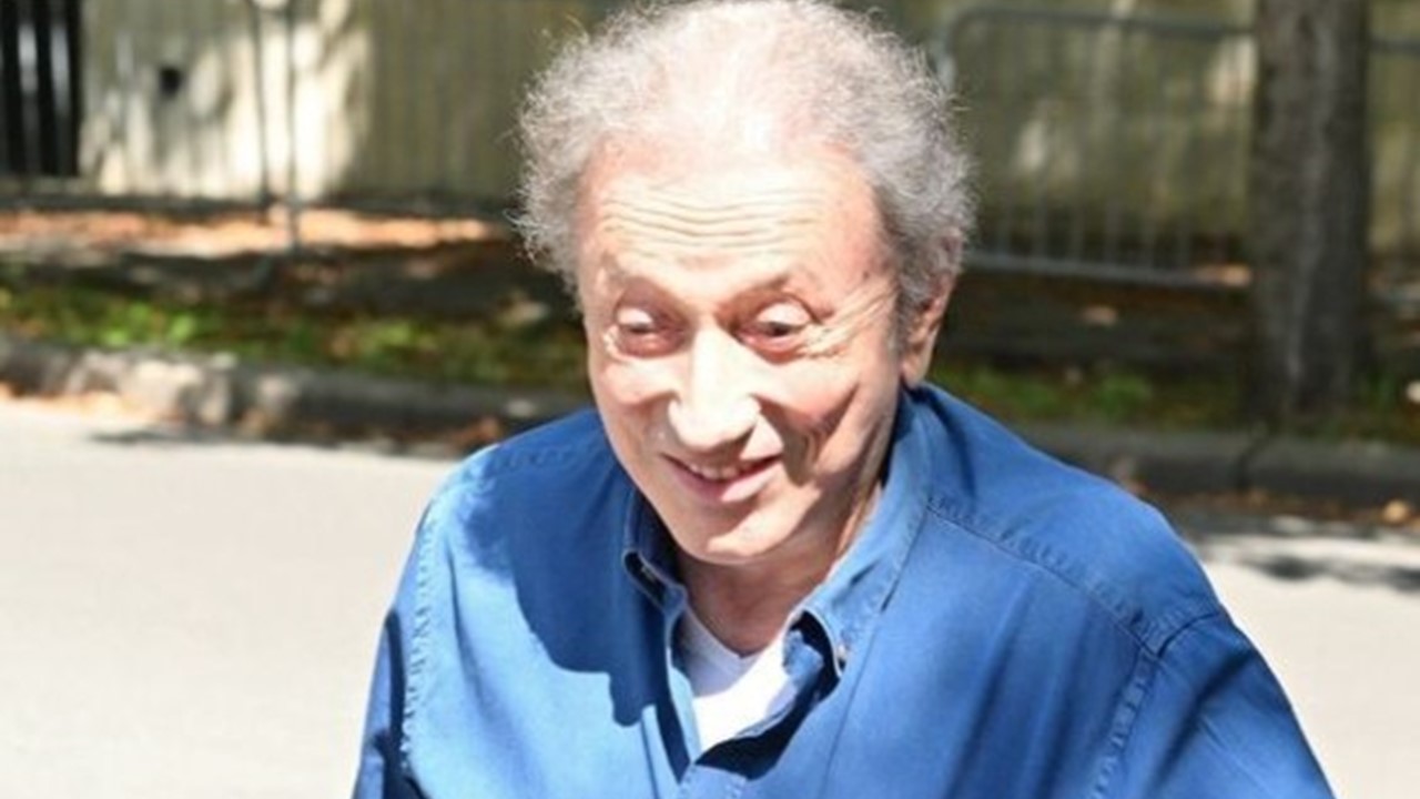 Michel Drucker ne reprend-il pas trop tôt  “Vivement dimanche” ? Photos / Vidéos