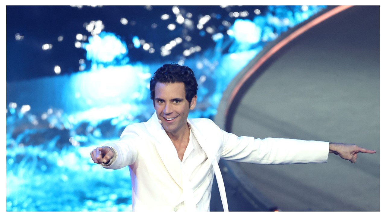 Bon anniversaire à Mika (40 ans). Ecoutez Happy Ending – paroles et traduction en français