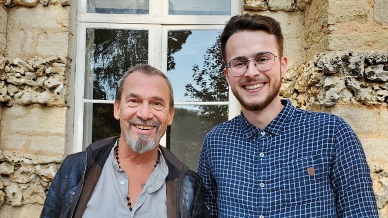 Passionné de motos anciennes, Florent Pagny était de passage au château de Savigny-lès-Beaune ce week-end.
