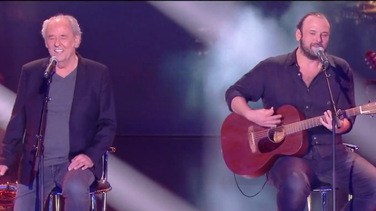 Unis face au séisme : Maxime Le Forestier et son fils Arthur chantent ensemble.
