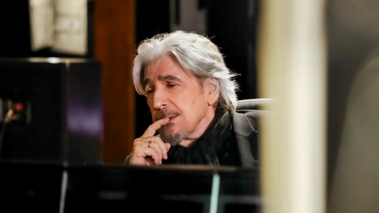 Serge Lama arrête sa carrière. “Mon corps me fait beaucoup souffrir”. Ecoutez son nouveau titre…