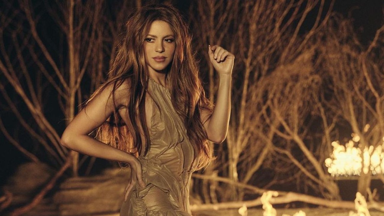 Shakira qui règle ses comptes avec Gerard Pique. Traduction des paroles de “TQG”, l’un des tubes de l’été…