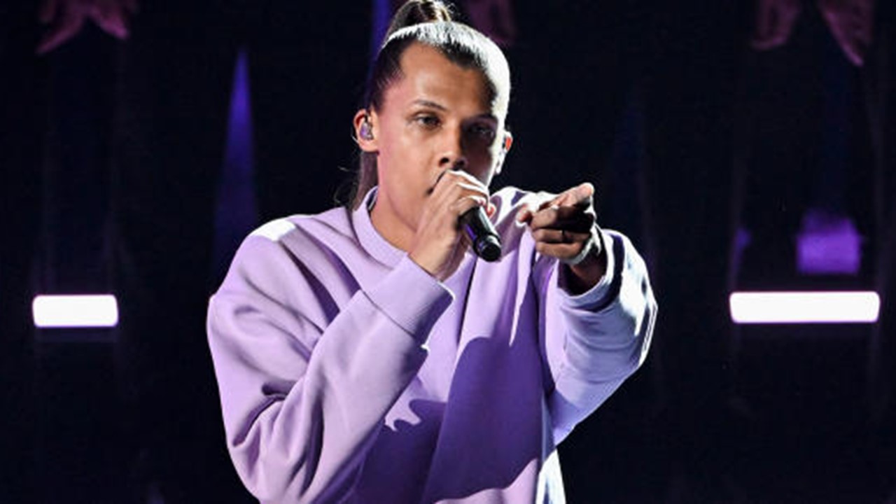 L’un des moments phares des Victoires de la Musique : Stromae interprète “L’enfer”