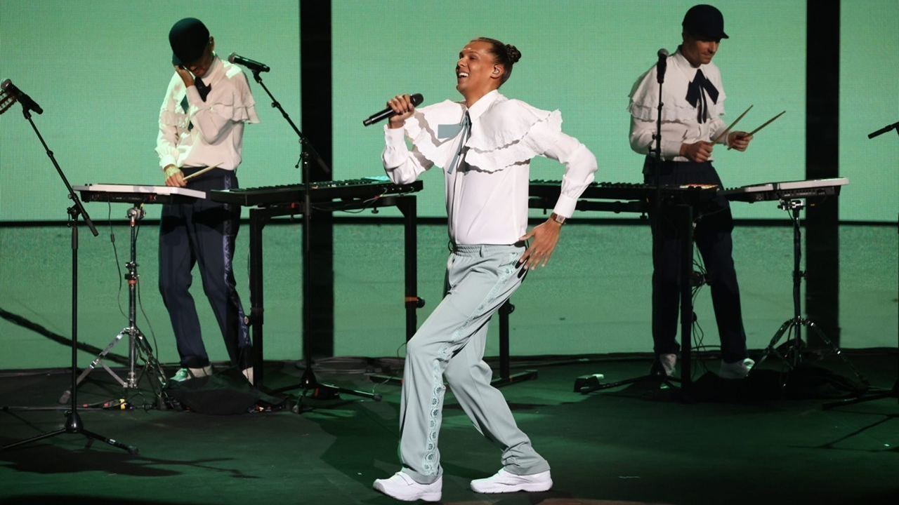 Stromae était en concert à l’Accor Arena de Paris hier soir devant 9000 personnes. Regardez des extraits Live.
