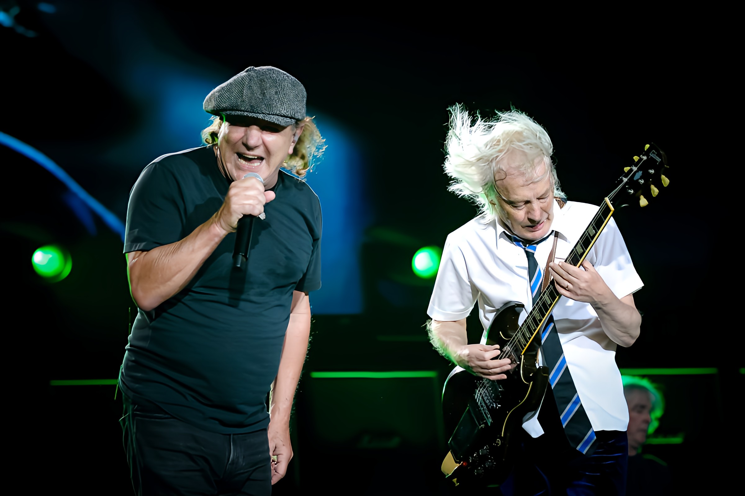 AC/DC à Longchamp mardi soir : Un concert de fou devant 80 000 fans conquis.