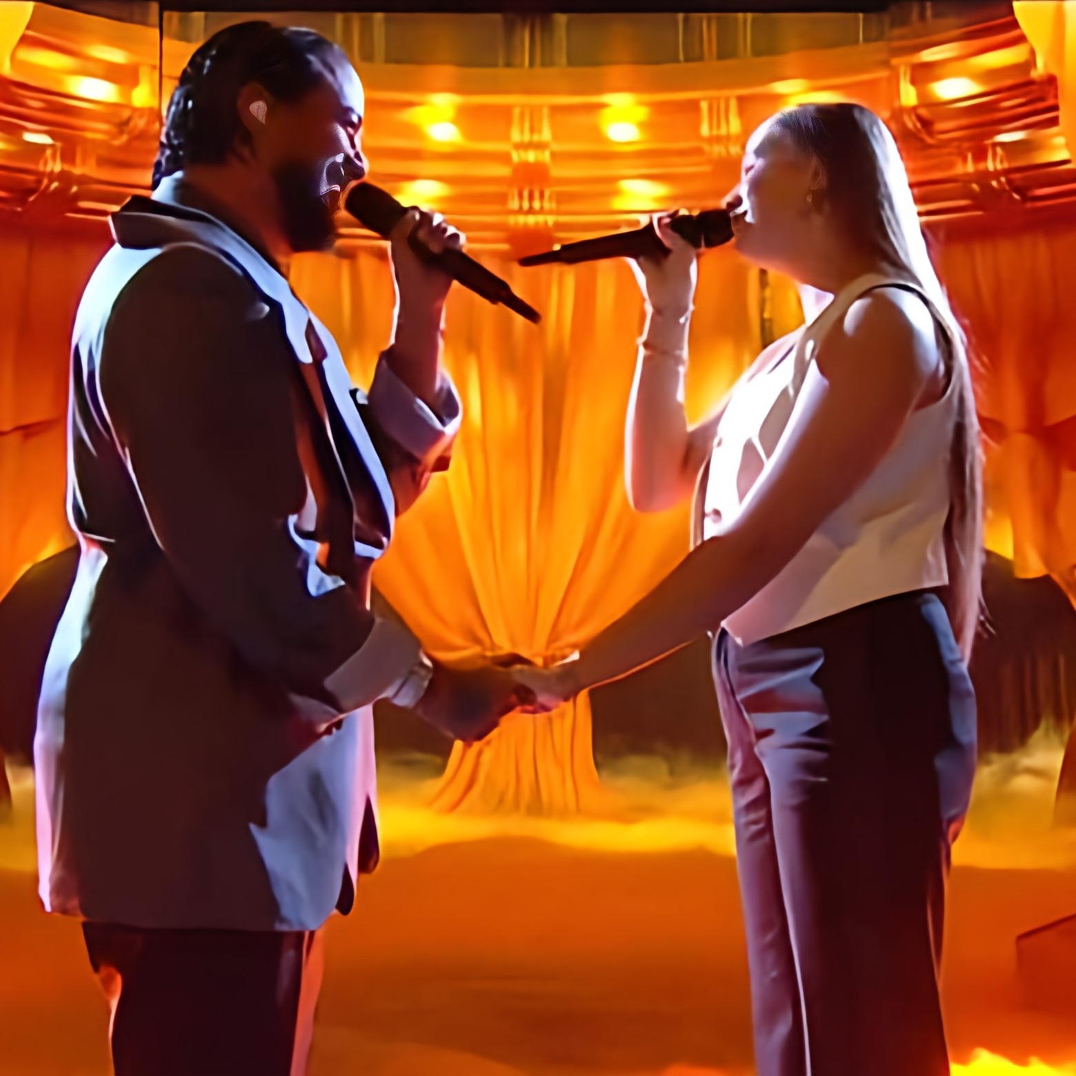 “The Voice Kids” : Le duo Coline / Slimane interprète “Chanter” de Florent Pagny et c’est du très lourd !