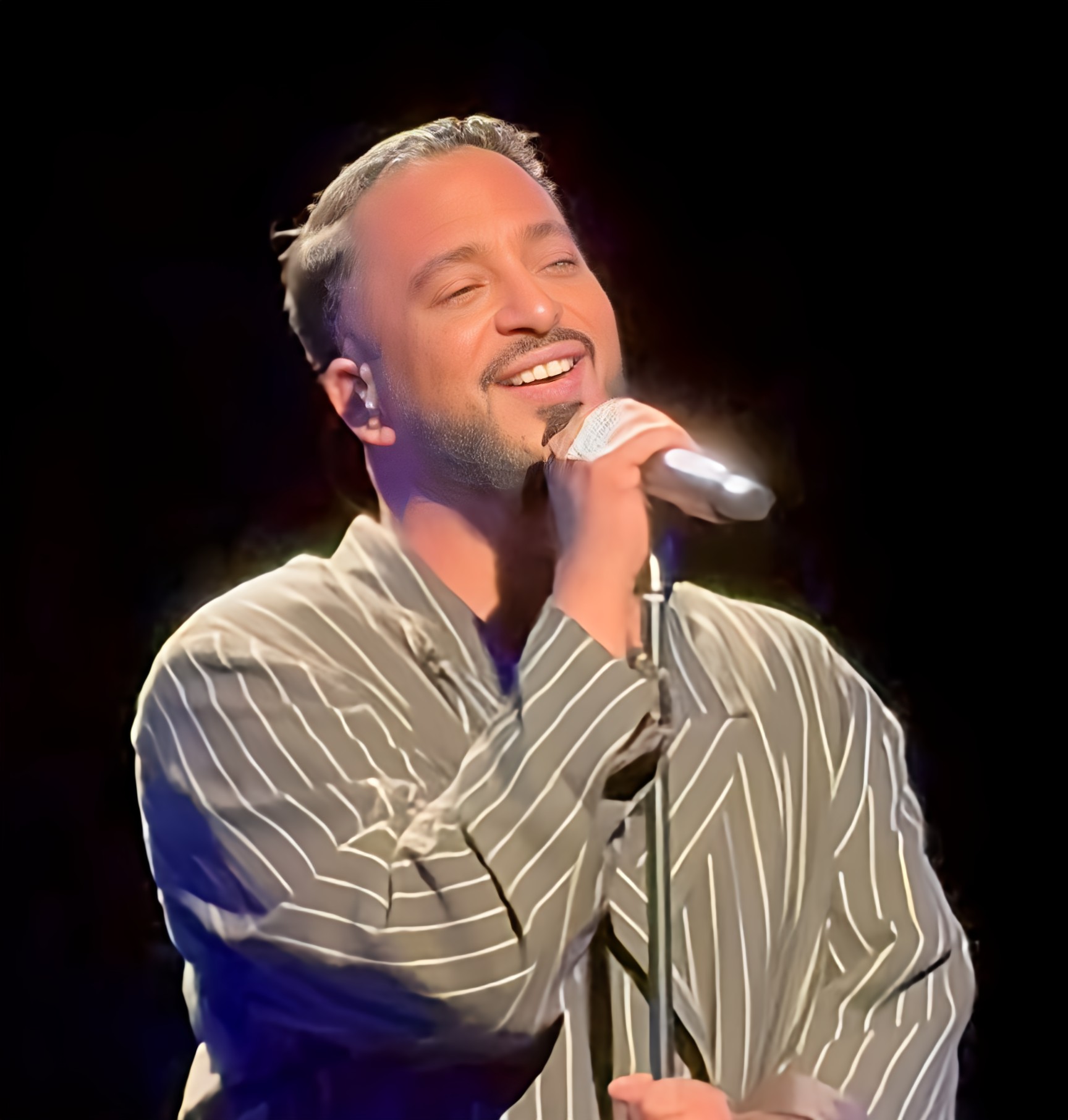 Extraits du concert de Slimane du 23 février au “Symphony Space” de New York…